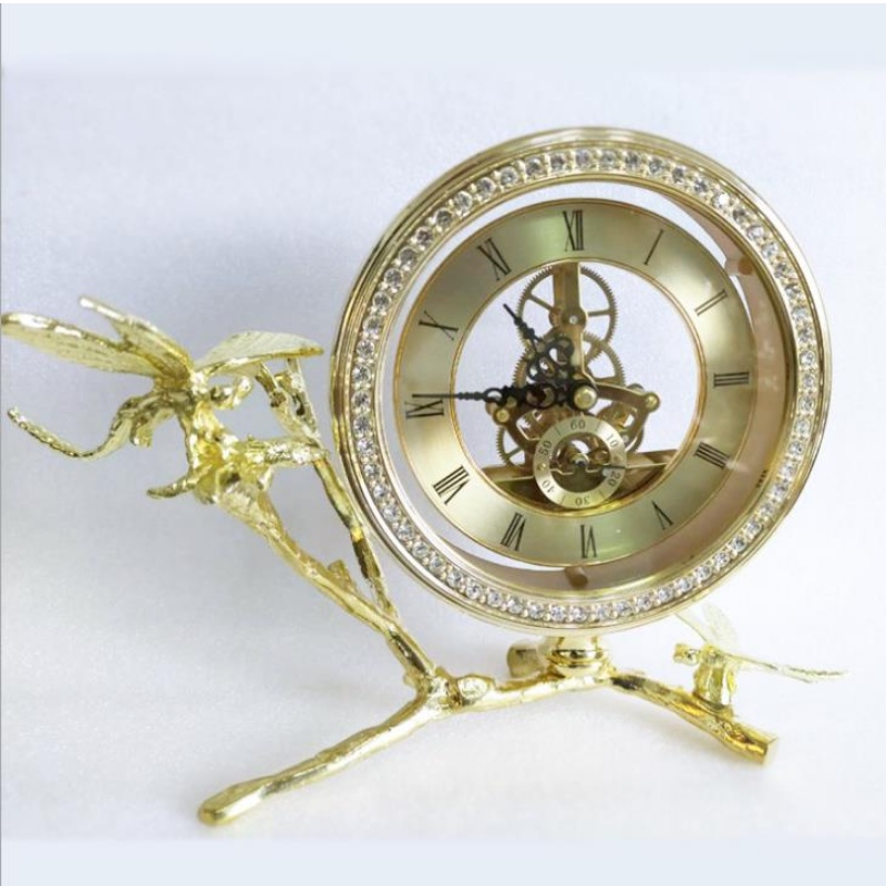 Little Luxury Creative Fashion Metal Clock